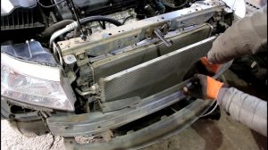 Замена радиатора охлаждения двигателя на Chevrolet Cruze 1,8 Шевроле Круз 2015 года  1часть