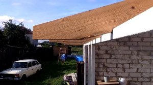 Пристройка к дому в виде гаража,стропила,столбы.часть1