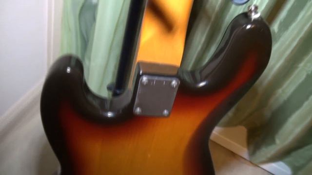 Fender AVRI JB 62 demo смотреть онлайн