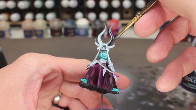 Ep046: How to paint Ahriman with Contrast Paints смотреть онлайн