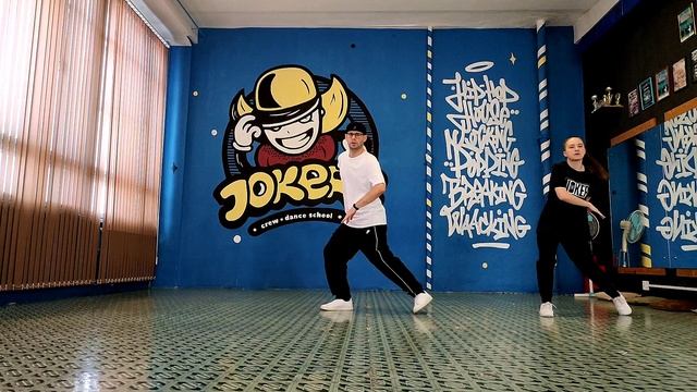 Popping & Locking Dance