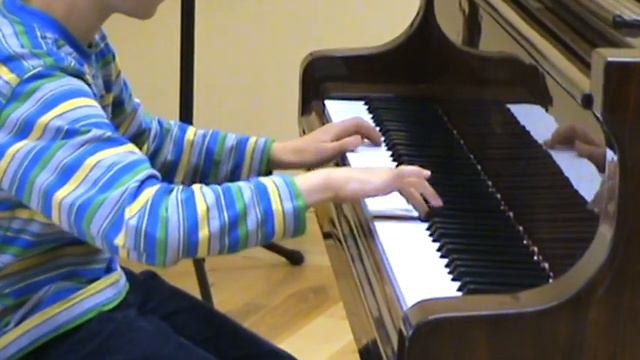Daniel Gilligan on Piano смотреть онлайн