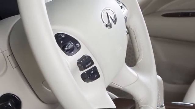2015 Infiniti QX60 Heated Steering Wheel if so equipped смотреть онлайн