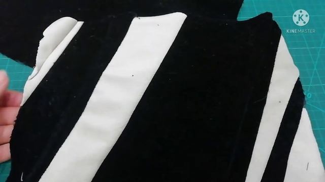 поменяли обшивку дивана, а из мелких обрезков сшила очень красивую диванную подушку. #печворк смотреть онлайн