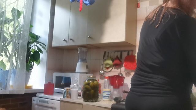 Варю картошку Рязанскую и достаю рязанские огурцы! Ток свёклу Рязанскую смотреть онлайн