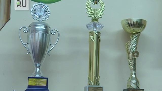 Команда школы № 25 готовится к турниру по дворовому футболу смотреть онлайн