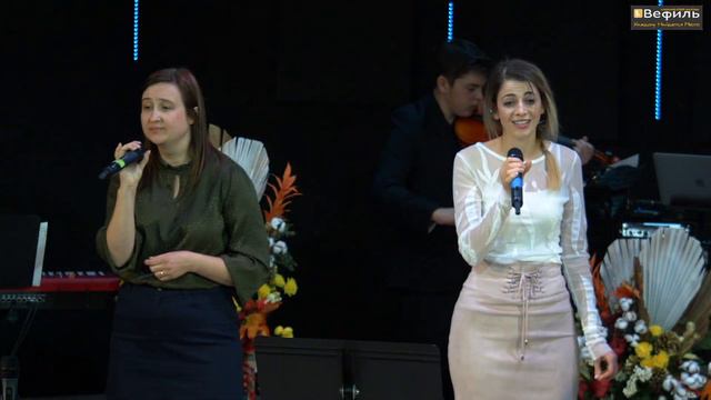 В каждом новом дне вижу, как Ты благ ко мне — Прославление церкви Вефиль, Денвер смотреть онлайн