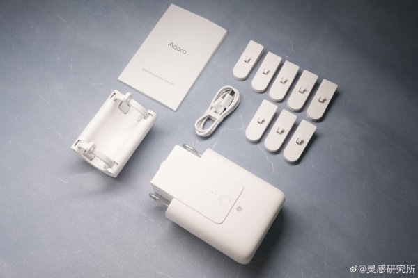 Умный электропривод для штор Aqara E1 Smart Curtain Companion Track