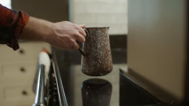 Погружной блендер Russell Hobbs Retro, цвет красный, 25230-56 - лайфстайл