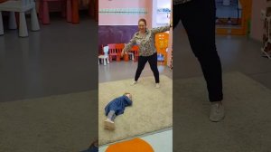 Е. Железнова. Пугало