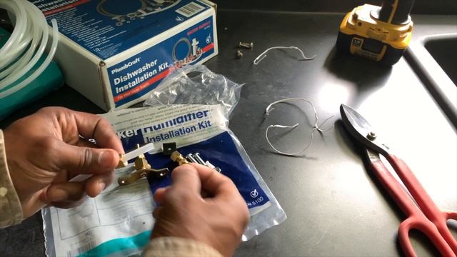 Installing a Samsung Family Hub Refrigerator Smart Hub Fridge смотреть онлайн