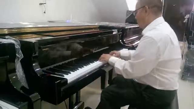 Ross Reviews Kawai Baby Grand Model GM2 смотреть онлайн