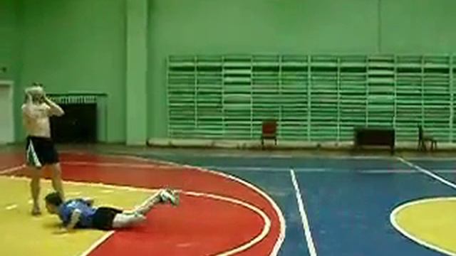 Волейбол Диг рыбка) смотреть онлайн