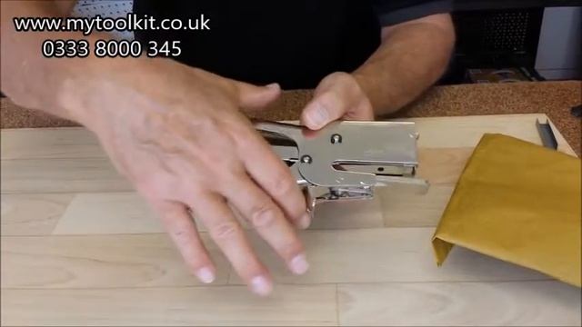 The professional stapling plier of confidence from Rapid смотреть онлайн