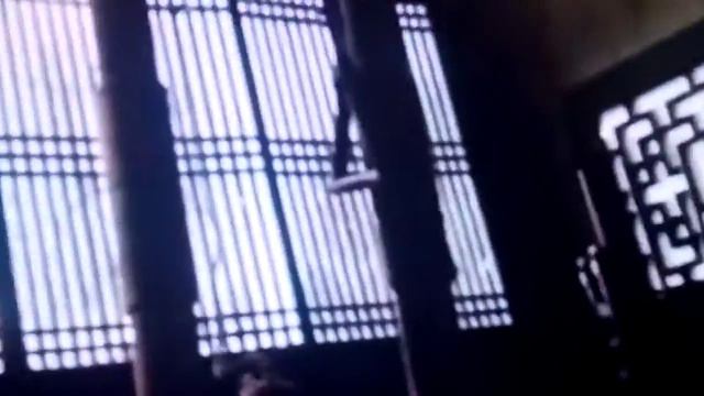 Этот парень маленький Брюс Ли смотрите Не пропускайте смотреть онлайн