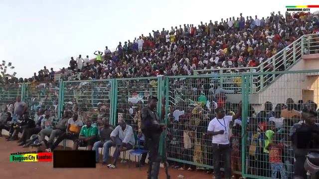 Football : Gouverneur De La Nouvelle Région De Bougouni, Au Stade Omni Sport Moussa Diakité UTA