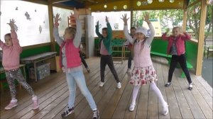 Танец «Какого цвета лето?» Мы танцуем, мы играем. Ведущая - Юданова Ангелина.