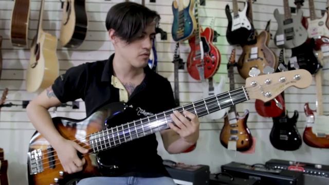 Bajo Squier Deluxe Jazz Bass смотреть онлайн