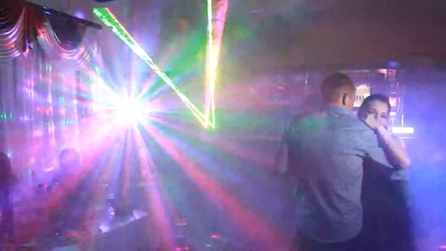 Медленный танец смотреть онлайн