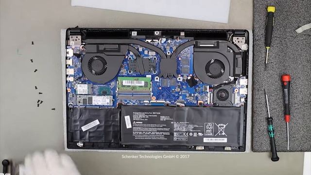 XMG CORE 15 Gaming Laptop: 2,5" HDD/SSD смотреть онлайн