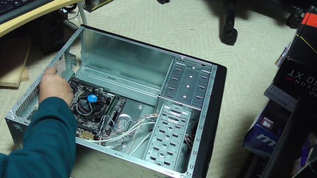 共同企画「コスパ最強PC選手権」激安２千円以下で第6世代i5-6500とグラボ搭載のパソコンを自作する смотреть онлайн