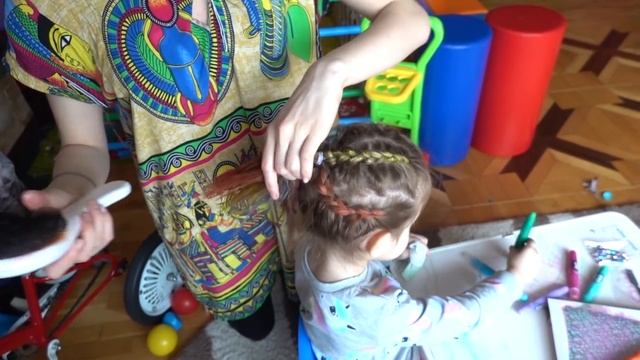 VLOG Новая причёска Алисы. Скучаем по Даше смотреть онлайн