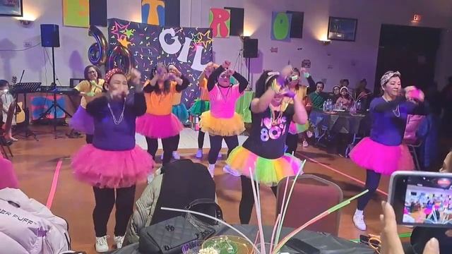 Retro Paul Anka/ Nonstop remix 60s, 70s, 80s hitz Dance medley. смотреть онлайн