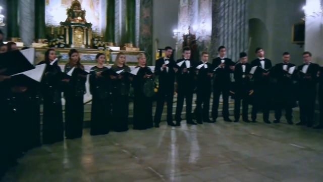 Леся Дичко - Літургія - фрагмент (хор "Київ") смотреть онлайн