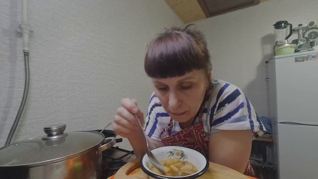 ВАРИМ ФАСОЛЕВЫЙ СУПЧИК, ПЕЧЕМ ДОМАШНИЙ ХЛЕБ | НАША ДЕРЕВЕНСКАЯ ЖИЗНЬ смотреть онлайн