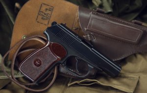 Пистолет Макарова. Назначение, взаимодействие деталей и частей пистолета.