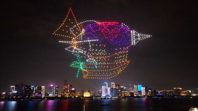 Drone Light Show on the opening night of Wrath of the Lich King Classic by Blizzard China/NetEase. смотреть онлайн