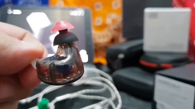 KZ ZS10 vs AS10 смотреть онлайн