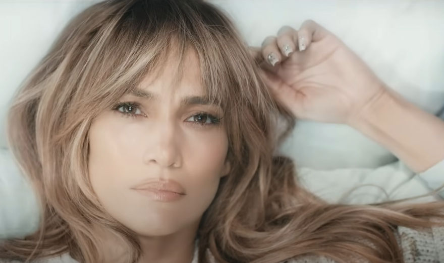 Это Я... Сейчас: История Любви. Официальный Трейлер смотреть онлайн