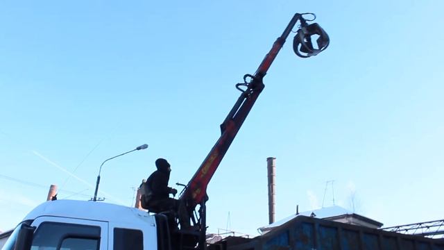Ломовоз Ford Cargo 3230 8х4 с КМУ Palfinger Epsilon на 1,6 тонн 2010 года смотреть онлайн