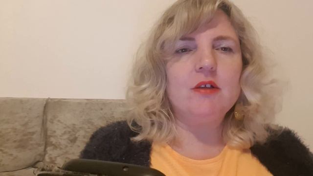 Читаю замечательный стих. Приходящие уходящие. Алена Серебрякова. смотреть онлайн