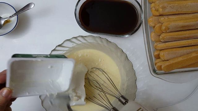 Tiramisu, özünəməxsus incə dadlı dünya şöhrətli. Tiramisu tortu. Tiramisu tarifi, nasil yaplyor. смотреть онлайн