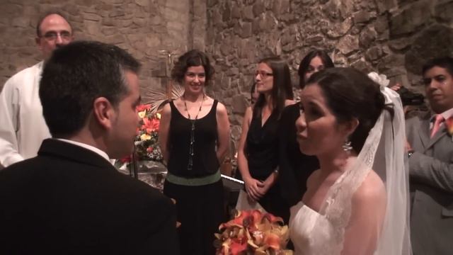 Astrid Somosa canta Quiéreme en su boda. смотреть онлайн