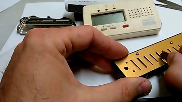 Precise harmonica tuning using the Five Cent Tuner and breath force смотреть онлайн