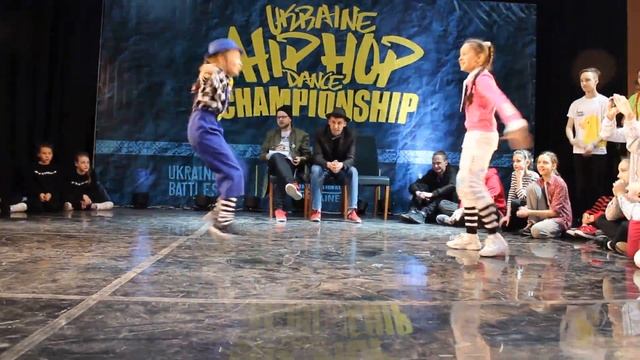 Черепаха Даша - Медведева Анна-Мария - Locking - HIP HOP INTERNATIONAL UKRAINE 2017 смотреть онлайн