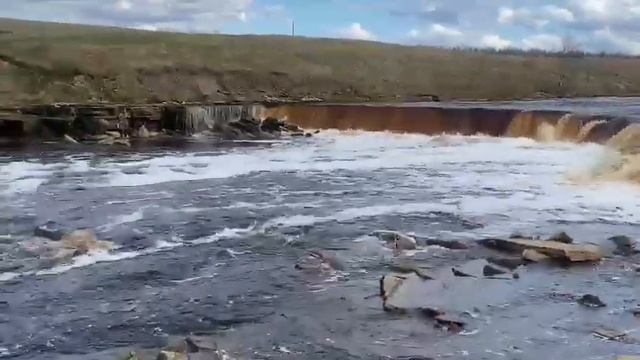 Тосненский Водопад, Ленинградская область. смотреть онлайн