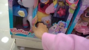 ОХОТА НА КУКОЛ вернулась! Обзор кукольных полок в магазине Toys"R"Us в Бангкоке, Таиланд