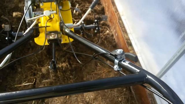Работа в теплице культиватором Ч 1 смотреть онлайн