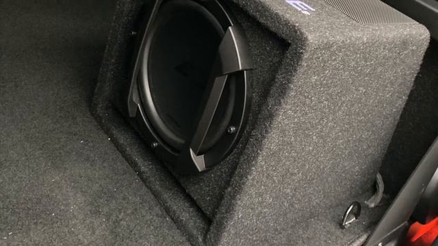 Alpine Bilstereo her monteret i en Mercedes X-Klasse смотреть онлайн