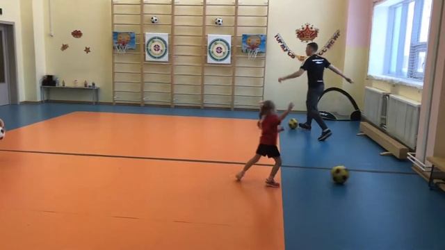 Тренировка U3-U4 футбольный клуб "Шанс" смотреть онлайн