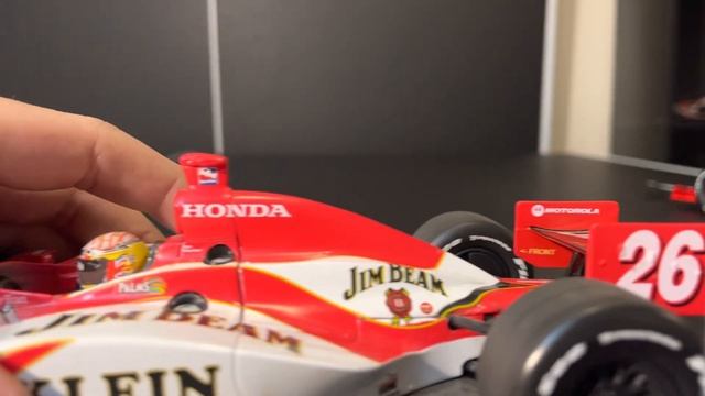 1/18 Dan Wheldon 2005 Indy 500 winner review! смотреть онлайн