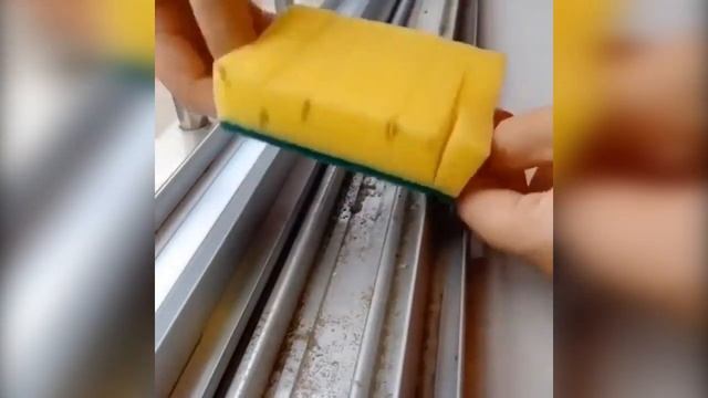 МОЕМ ОКНА. Как быстро вымыть направляющие раздвижных окон. Вытворяшки. смотреть онлайн