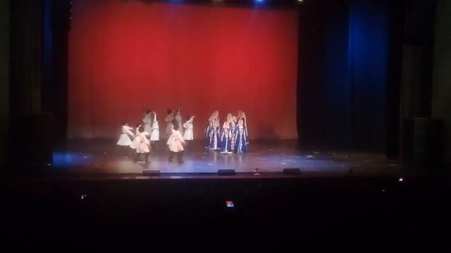 Кавказские танцы лезгинка. смотреть онлайн