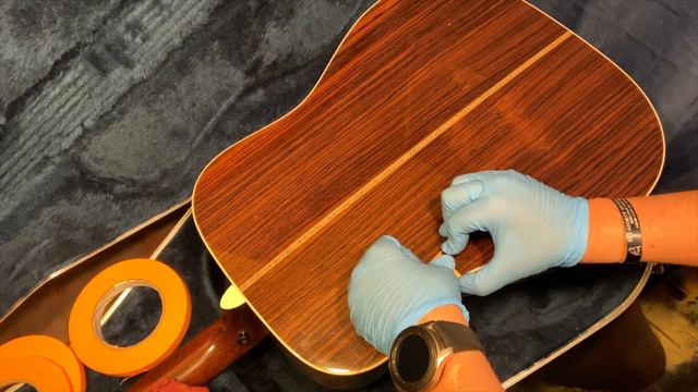 2-MINUTE REPAIR Martin Acoustic Guitar Binding -- simple guitar repair video смотреть онлайн