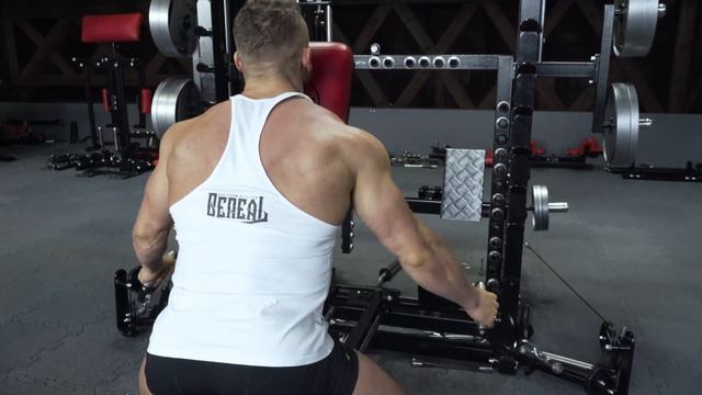 TYTAX® T1-X (Opt. AA) | Seated Cable Wide-Grip Row (Chest Support) смотреть онлайн