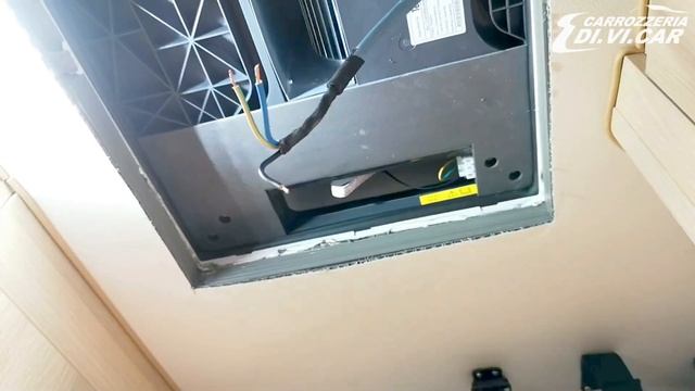 Condizionatore Telair Clima e-Van 5400H con pompa di calore per Camper Van ❄ смотреть онлайн